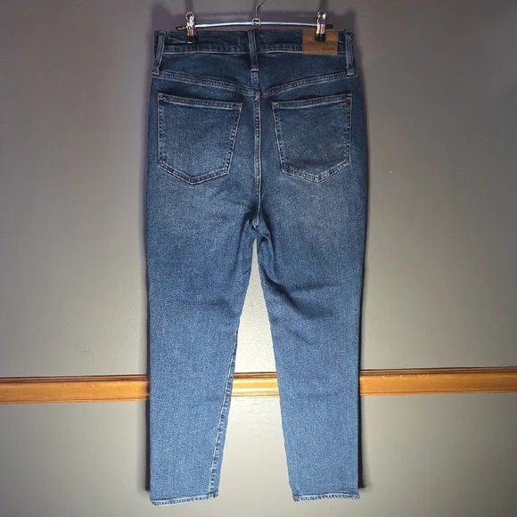Madewell Ankle Cropped Blue Jeans - Picture 2 of 4